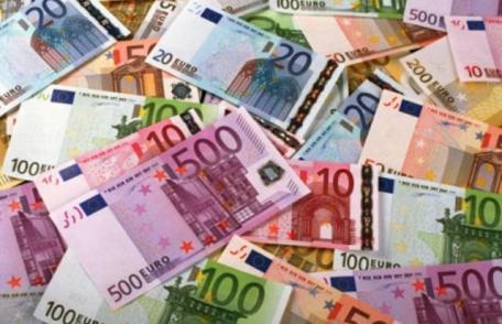 Tinerii din România pot primi până la 50.000 de euro nerambursabili