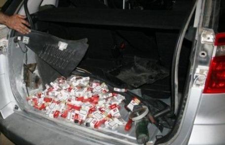 Dorsar penal pentru un bărbat prins cu țigări de contrabandă în portbagaj 