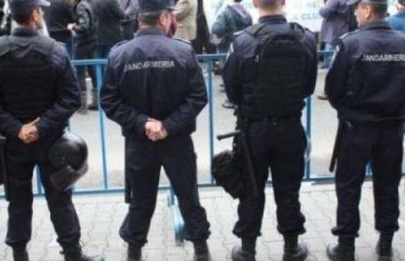 Sancțiuni de peste 700 de lei, aplicate de jandarmi la meci
