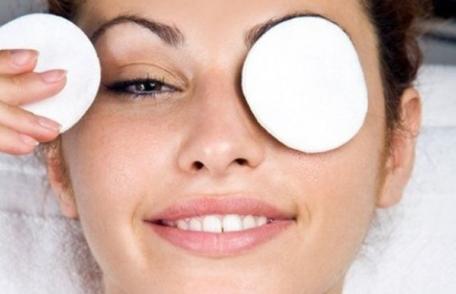 Remedii naturale pentru cearcăne