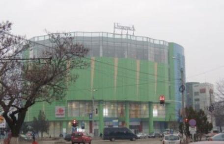 Bursa Generală a Locurilor de Muncă - sute de locuri de muncă la Uvertura Mall 