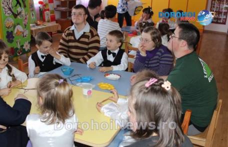 Parfum de primăvară, cântec şi veselie la Grădiniţa „Ştefan cel Mare şi Sfânt” Dorohoi - FOTO