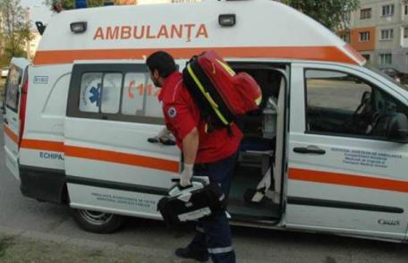 Tânăr de 23 de ani găsit mort în apartamentul în care locuia