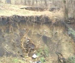 Broscăuţi : 60 de gospodării în pericol, din cauza alunecărilor de teren