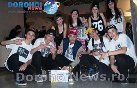 Respect pentru cultură: Autoritățile locale finanțează transportul unei trupe de dans din Dorohoi la un concurs internaţional