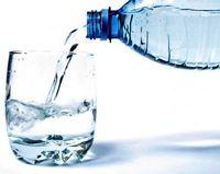 Cum se numeşte apa infestată cu fecale distribuită în supermarketurile din ţară?