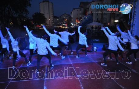Zilele Copilului Dorohoi 2015: Spectacol făcut de trupa Urban Force - FOTO