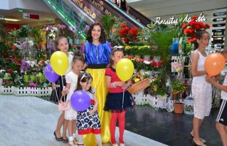 Mii de zâmbete au însuflețit Uvertura Mall de Ziua internațională a copilului - FOTO
