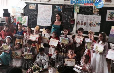 Bucurii, emoții, întrebări...: Serbarea boboceilor la Școala Gimnazială „A.I.Cuza” Dorohoi - FOTO