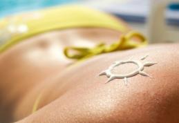Uleiurile naturale nu protejează pielea de soare. Cum te poţi bronza fără să îţi pui sănătatea în pericol