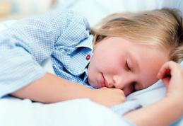 Beneficiile unui somn scurt de după amiază