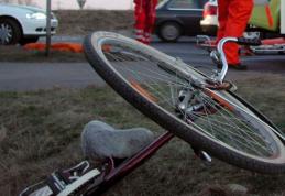 Biciclist accidentat după ce a intrat pe un drum prioritar fără să se asigure
