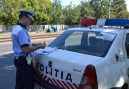 Depistat de polițiști pe o strada din Botoșani, în timp ce conducea o mașină neînmatriculată