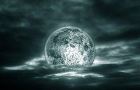 Superstițiile care însoțesc Luna „albastră”, vizibilă vineri