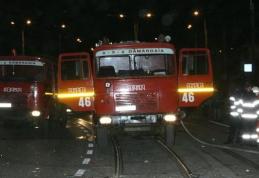 Maşină cuprinsă de flăcări pe strada Pacea din Botoşani