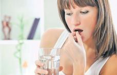 Ce se întâmplă dacă iei medicamentele cu apă minerală sau suc