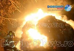Pompierii dorohoieni solicitați să intervină la un incendiu uriaș izbucnit la Corni