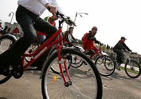 PDL a comandat 4 milioane de biciclete pentru campanie