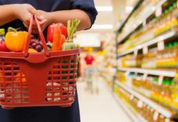 Supermarket-urile, obligate să doneze alimentele aflate aproape de data expirării