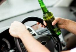 Depistat în trafic conducând un autoturism, deşi se afla sub influenţa băuturilor alcoolice