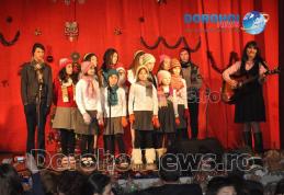 Spectacol organizat de copiii din centrele de plasament din Dorohoi și Pomîrla - FOTO