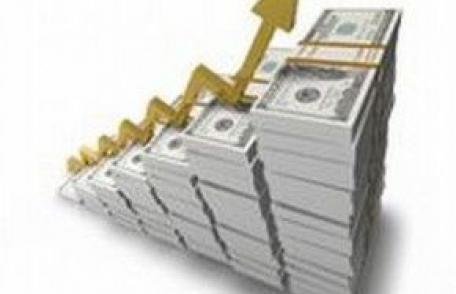 Ialomiţianu: Bugetarii vor recupera diferenţa de 15% la 1 ianuarie 2012, iar pensiile vor creşte