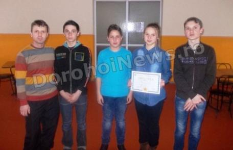 Școala Gimnazială „N. Iorga” Dersca campioană județeană la Olimpiada Gimnaziilor în competiția de șah