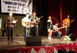Concurenți dorohoieni laureați la Festivalul folk „Cetatea veche” de la Siret