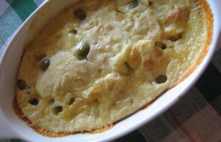 Sufleu din brânză cu măsline verzi