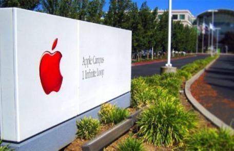 Apple va lansa un iPhone mai mic pentru a contracara scăderea vânzărilor de telefoane