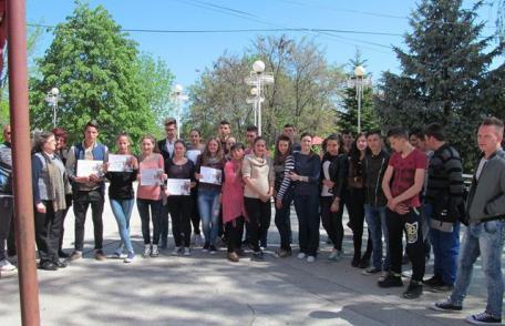 Parteneriat educațional între elevii de la Liceul Teoretic „Anastasie Başotă” Pomîrla și Liceul Tehnologic „Elie Radu” Botoșani