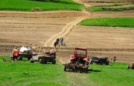 Condiţii mai dure pentru străinii care vor să cumpere teren în România