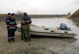Tânăr dispărut în apele râului Prut căutat de pompieri