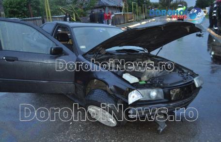 Noi informații privind accidentul produs pe strada Colonel Vasiliu din Dorohoi: Cele trei victime se aflau în autoturism!
