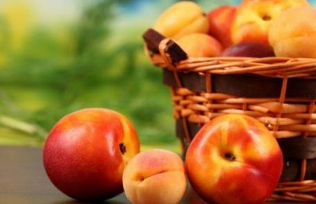 Alertă ANSVSA: Caise și nectarine provenite din Turcia, cu reziduuri de pesticide peste limita admisă