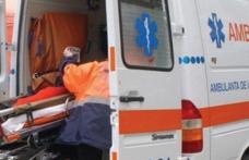 Transportat la Spitalul Municipal Dorohoi după ce a fost agresat de trei indivizi