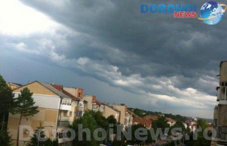 Atenție! Avertizare COD GALBEN de precipitații, descărcări electrice, grindină și vânt în municipiul Dorohoi
