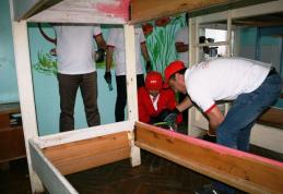 Voluntarii E.ON în vizită la Centrul de Plasament „Dumbrava minunată” Pomîrla - FOTO