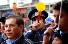 Poliţiştii vor protesta luni în Capitală