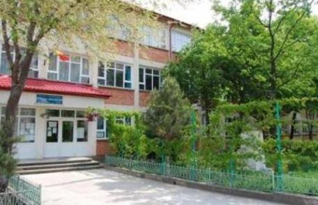 Elevi ai Școlii Gimnaziale „Mihail Kogălniceanu” Dorohoi răsplătiți cu locuri în Tabăra de vară în domeniul situaţiilor de urgenţă