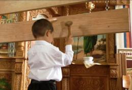 Preotul din Smârdan organizează a treia ediție a concursului „Răsună toaca la Smârdan”. Vezi ce va primi câștigătorul
