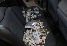Autoturism „căptusit” cu peste 2.000 de ţigarete, depistat la Punctul de Trecere a Frontierei - FOTO