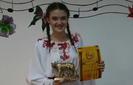 Elevă de la Clubul Copiilor Dorohoi, câștigătoare a trofeului Festivalului „Lupoaica de aur” Chişinău 2016