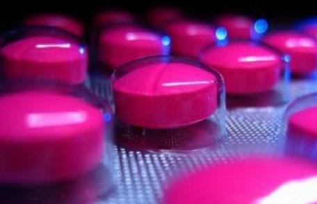 Ibuprofenul, risc major pentru persoanele peste 40 de ani. Ce se întâmplă în corp dacă iei acest medicament