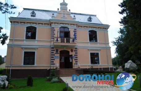 Anunţ de interes public pentru alegătorii din municipiul Dorohoi: Vezi care sunt locurile speciale de afișaj electoral!