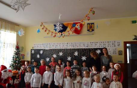 Elevii și cadrele didactice din cele 5 structuri ale Școlii Gimnaziale Hilișeu-Horia au sărbătorit Nașterea Domnului - FOTO