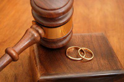 Noutăți despre divorț : Codul Civil face ordine între femeie şi bărbat