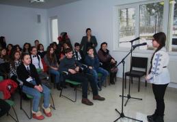 Poetul Grigore Vieru comemorat la Seminarul Teologic Liceal „Sf. Ioan Iacob” din Dorohoi - FOTO