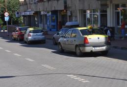 Taximetriștii de pe bulevardul Victoriei sunt nemulțumiți - VIDEO