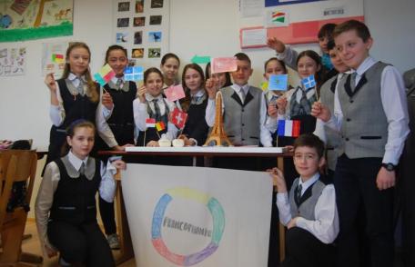 Ziua Francofoniei marcată prin ateliere de lucru la Școala Cornerstone Dorohoi - FOTO